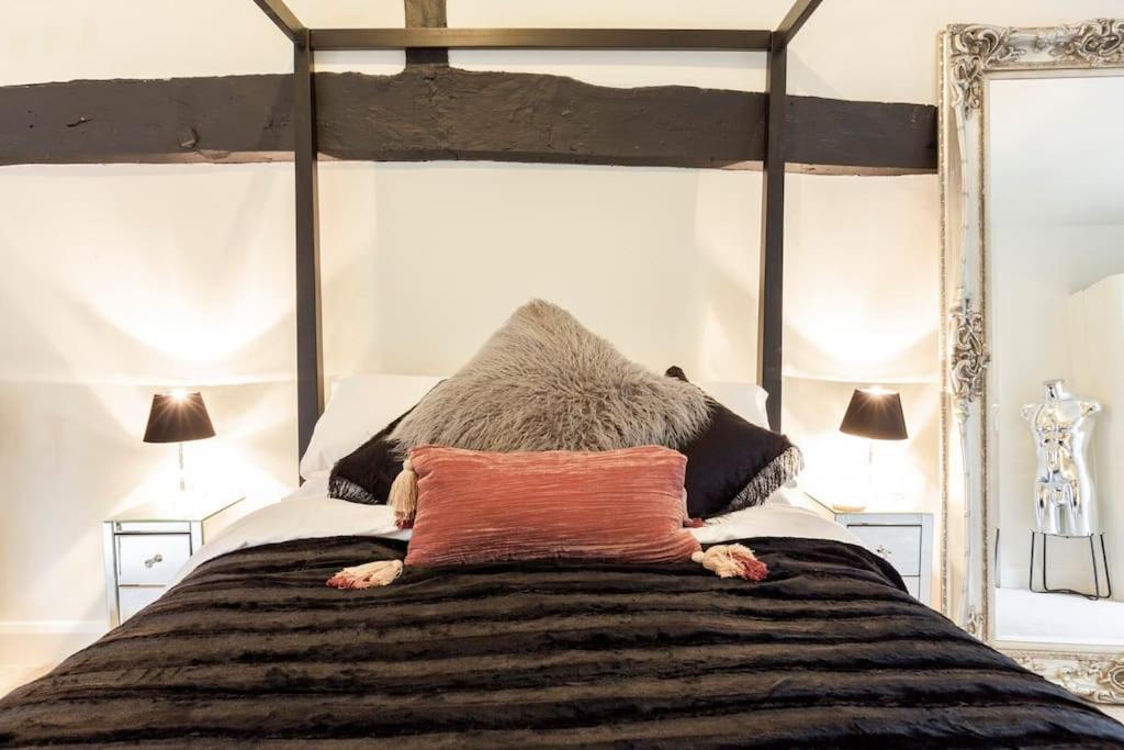 Dorney Windsor Legoland 5 Star Stay For Upto 14 Guests Экстерьер фото