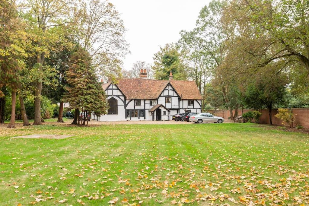 Dorney Windsor Legoland 5 Star Stay For Upto 14 Guests Экстерьер фото